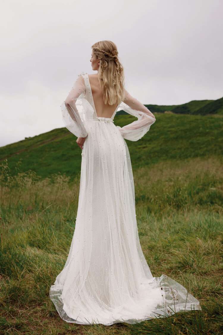Overwhelmed by Wedding Dress Options? Fit and Flare Might Be Your Perf Bridal Closet Overwhelmed by Wedding Dress Options? Fit and Flare Might Be Your Perf Bridal Closet
