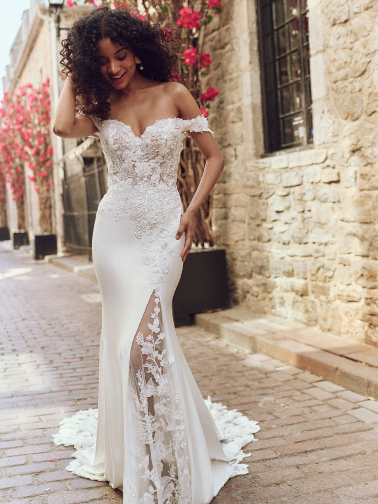 Adeline by Rebecca Ingram: Find Your Dream Wedding Gown Adeline by Rebecca Ingram: Find Your Dream Wedding Gown