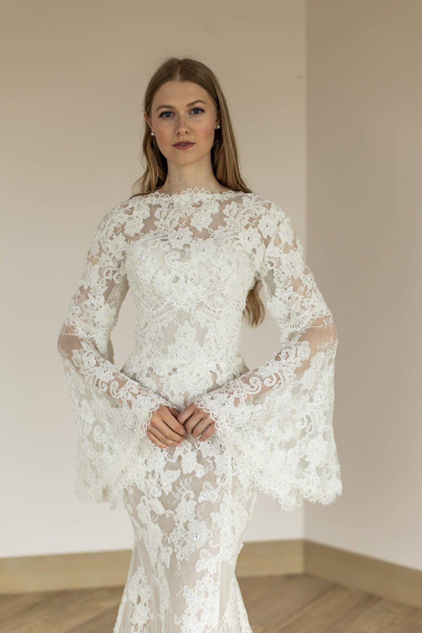 Rosalie Detachable Jacket by Ariamo