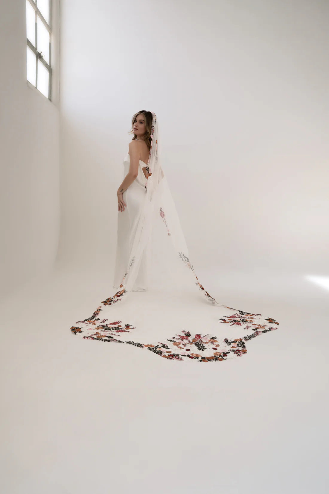 Valencia Veil by Heirloom