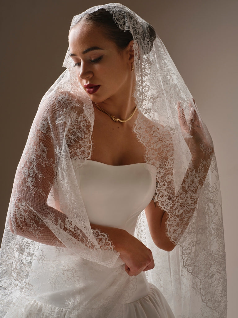 Lassen Veil by Sottero and Midgley