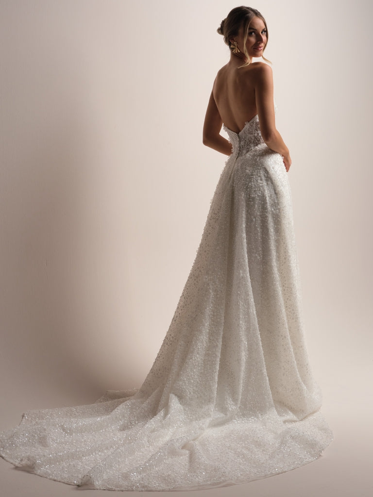 Sicilia by Sottero and Midgley