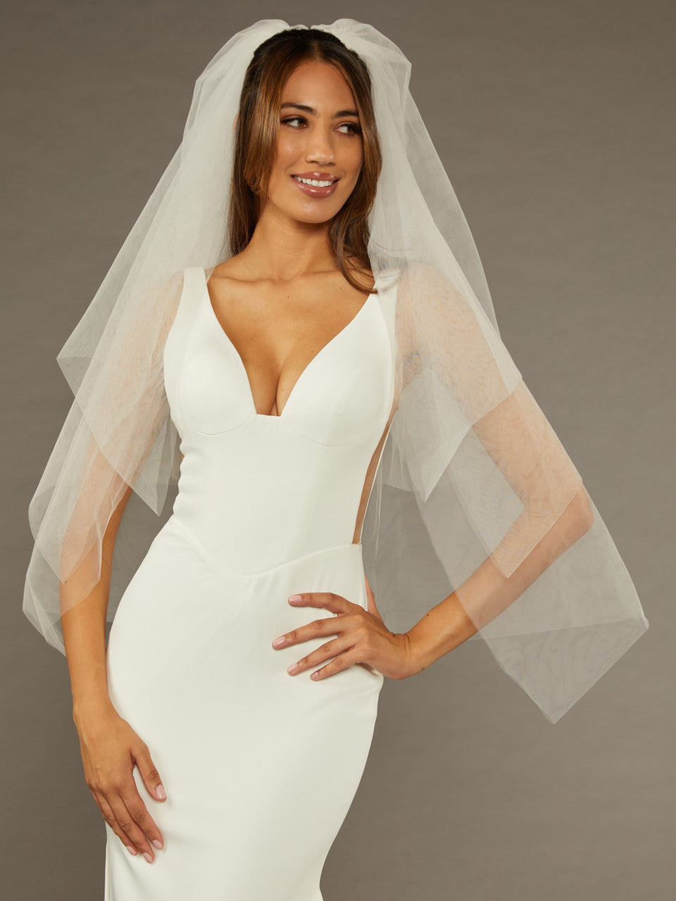 V2487W - Triple Layer Tulle Folded Edge Veil