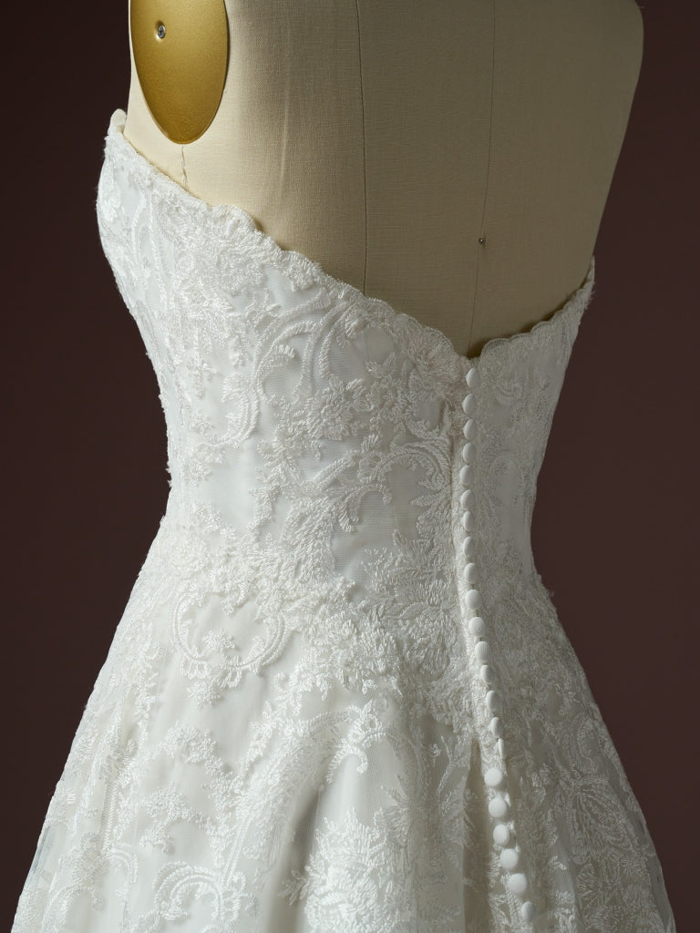 Zahia by Maggie Sottero