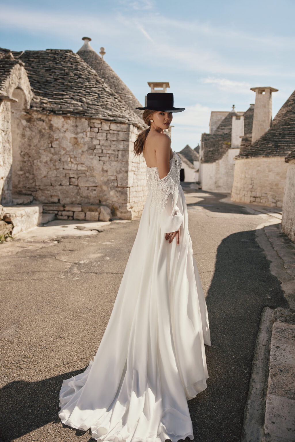 Daydream by Ariamo Boho