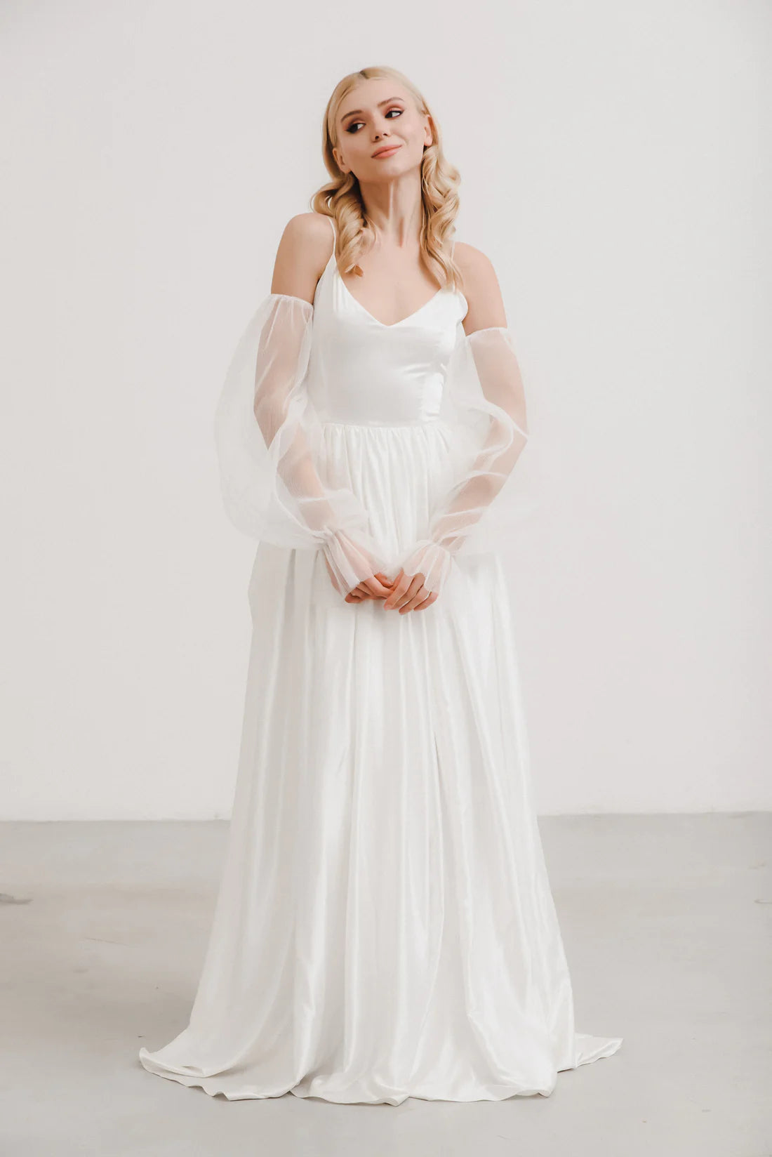 Mary Sleeves - Accessories