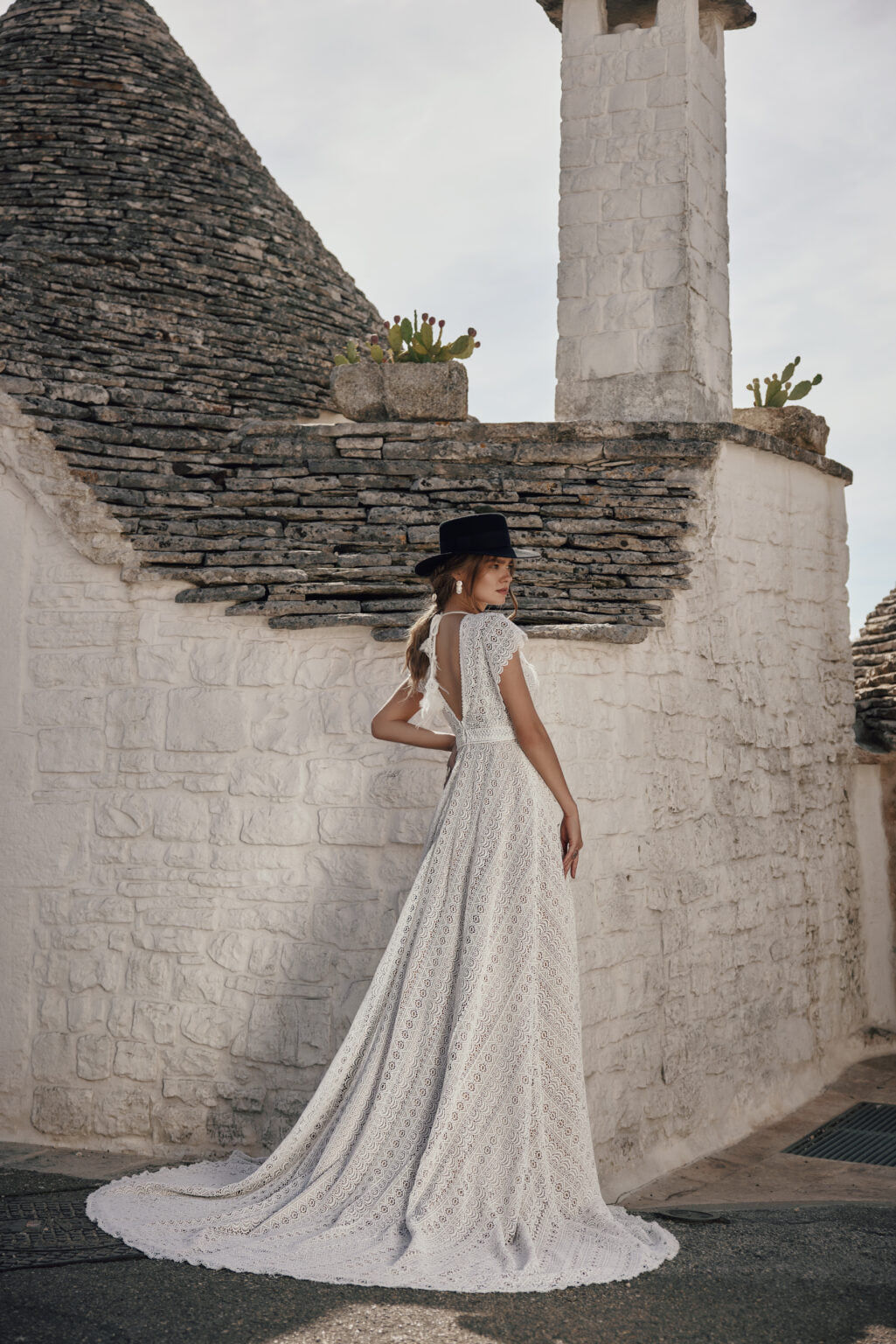 Moondust by Ariamo Boho
