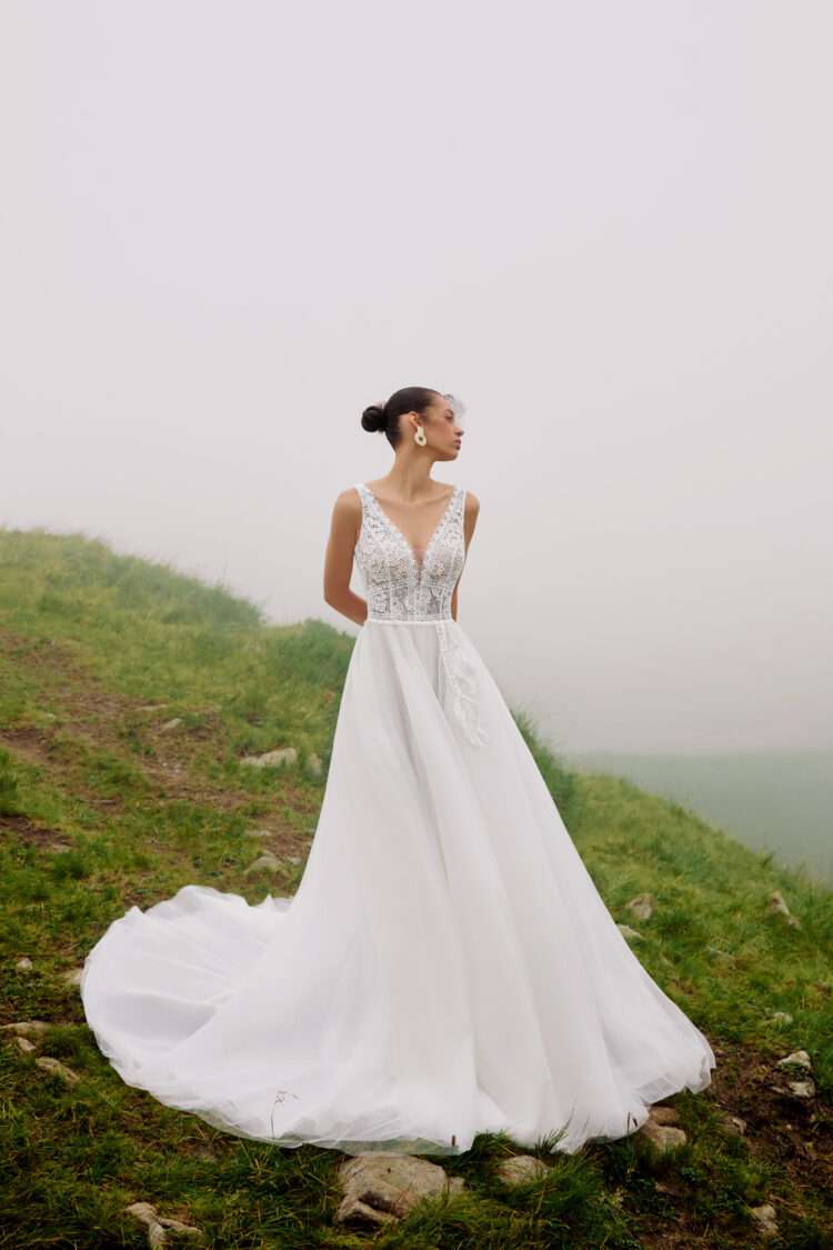 Rafael by Ariamo Boho