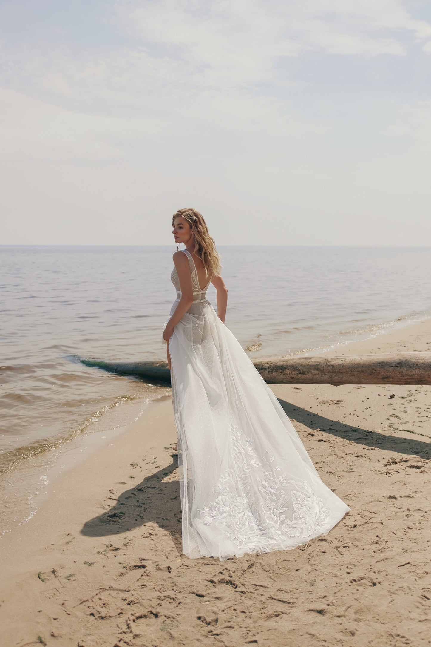 Senorita by Ariamo Boho