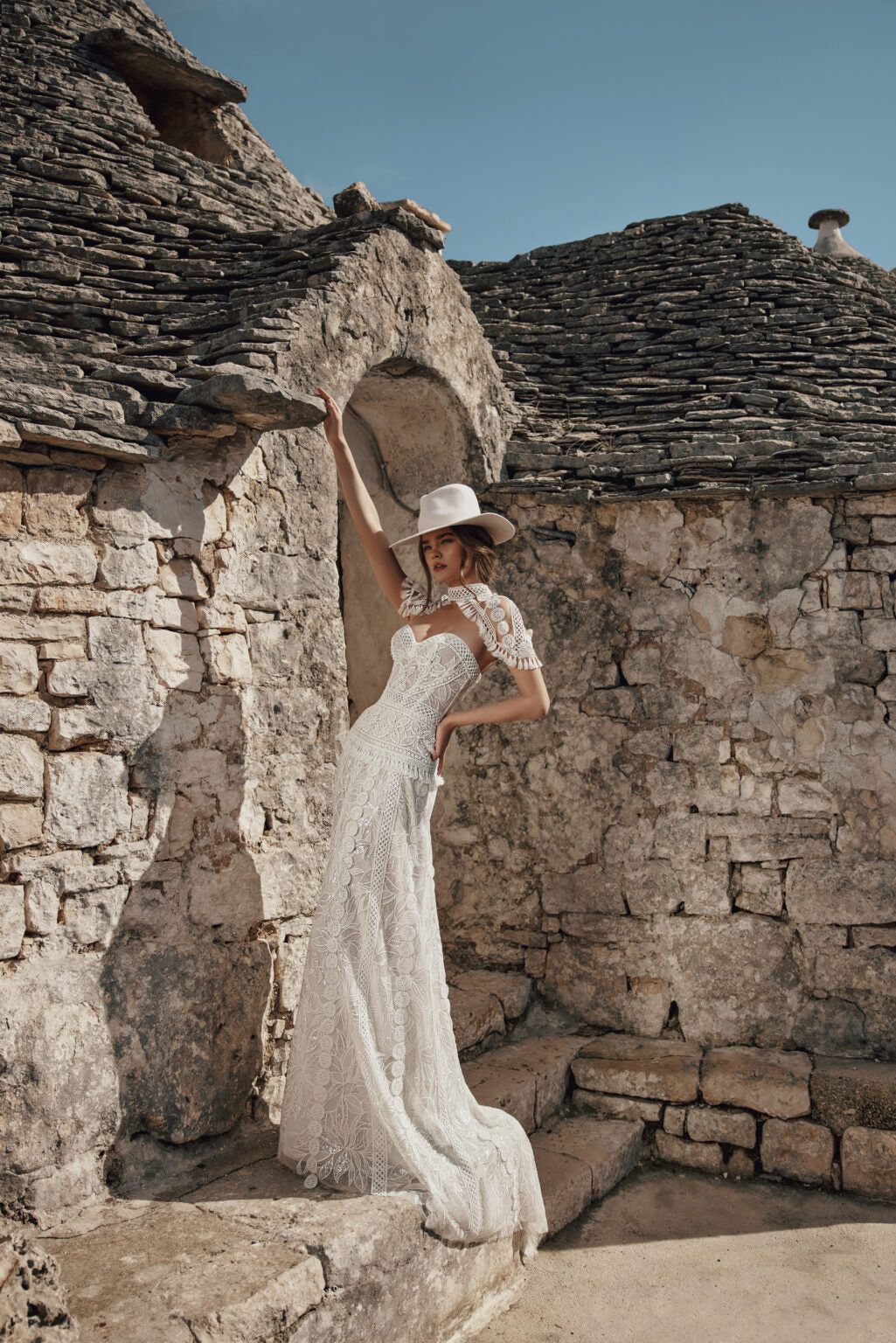Splash by Ariamo Boho