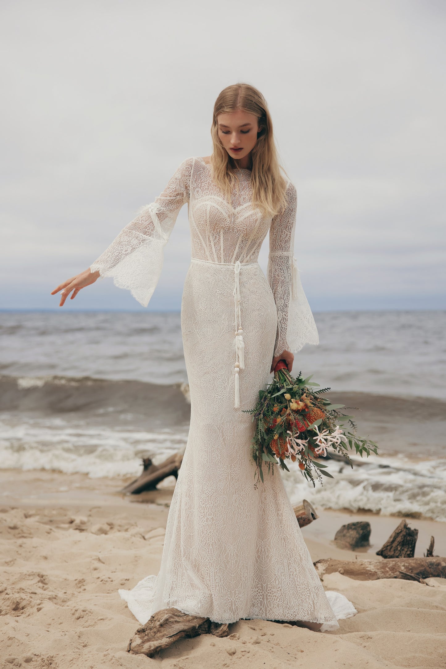 Sway by Ariamo Boho