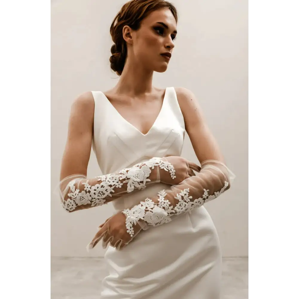 Bridal Gloves Lace G001