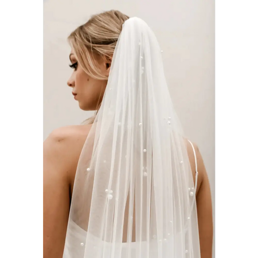 Cluster Pearl Veil V010