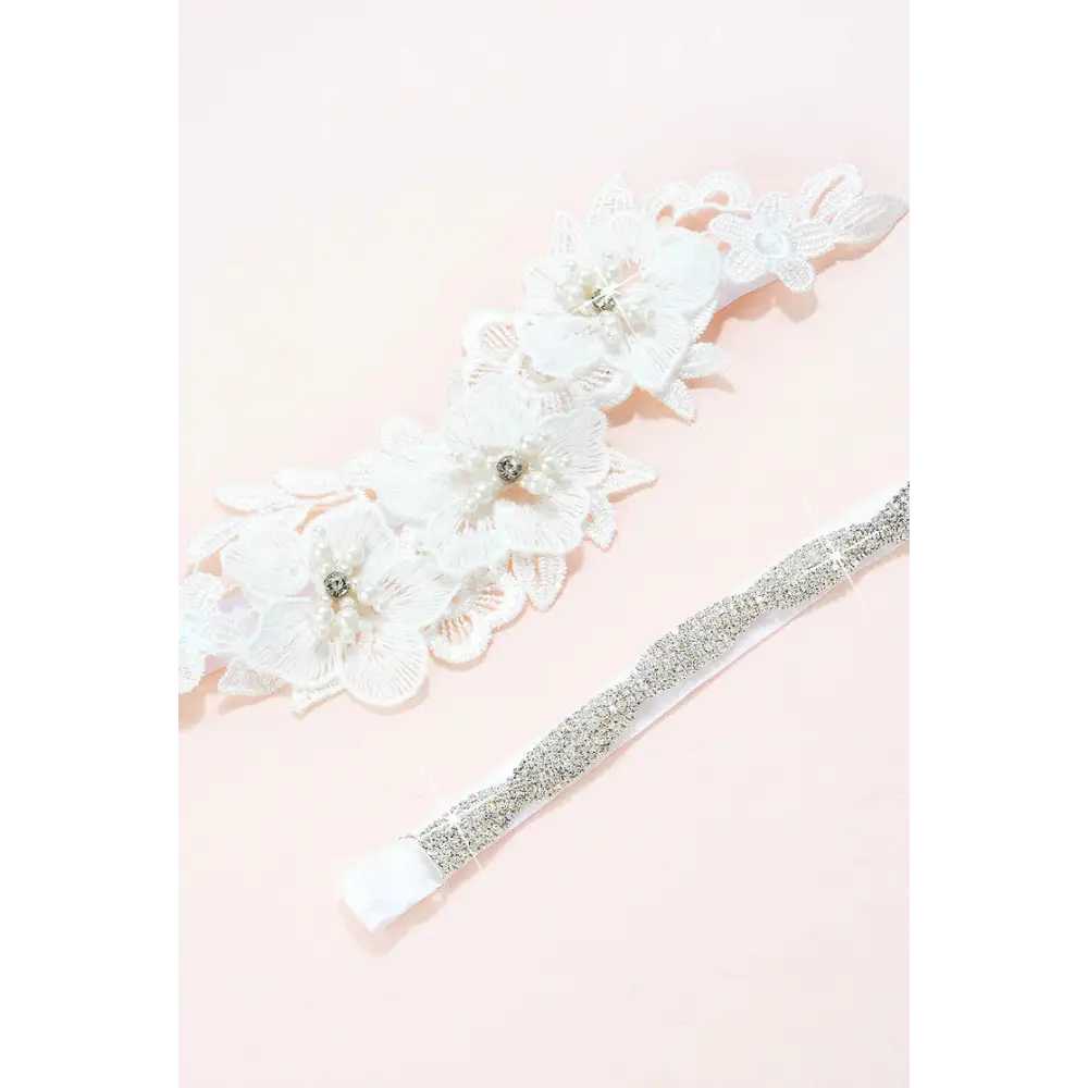 Fleur Crystal and Lace Garter Set White E27-E17