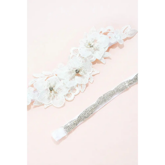 Fleur Crystal and Lace Garter Set White E27-E17