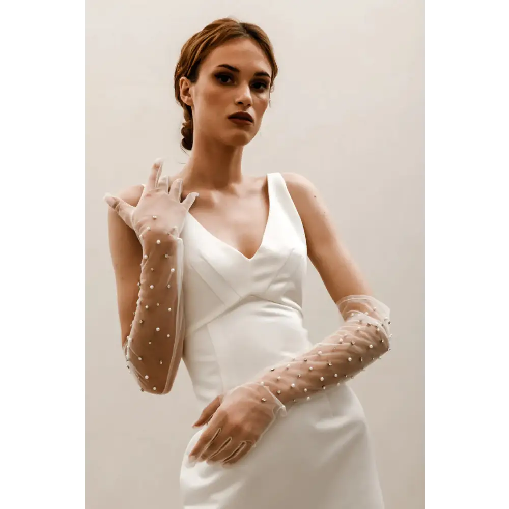 Pearl and Rhinestone Gloves G006