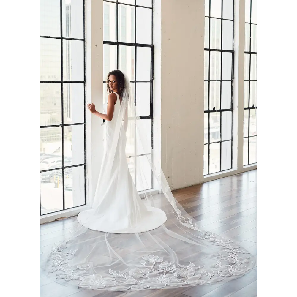 Ivory cathedral veil for sale deals