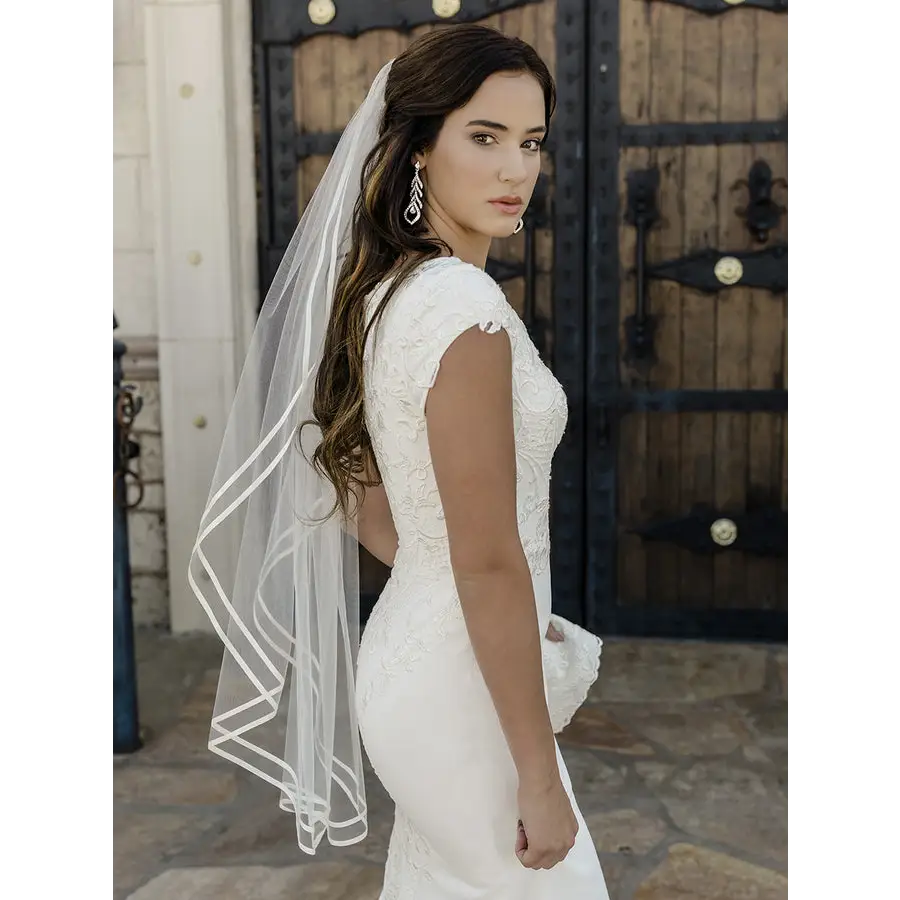 V2088SF Ribbon Edged Veil Bridal Closet V2088SF Ribbon Edged Veil Bridal Closet