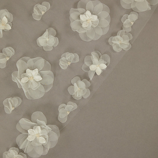 Wedding Veils: The Ultimate Guide to Styles, Trends & Choosing the Perfect One