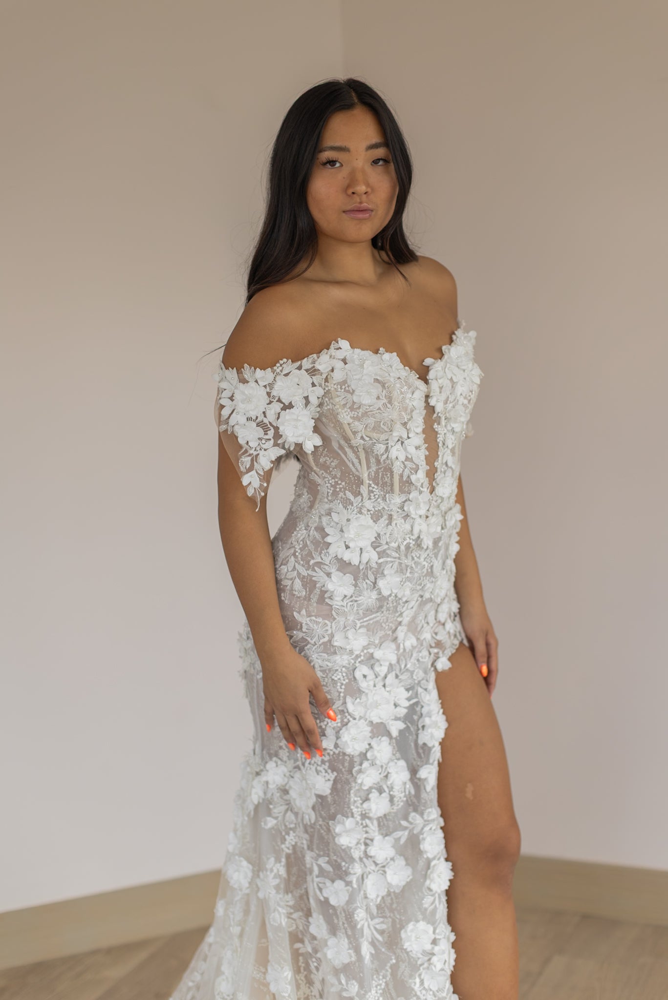 Bloom - 122171 by Enchanting