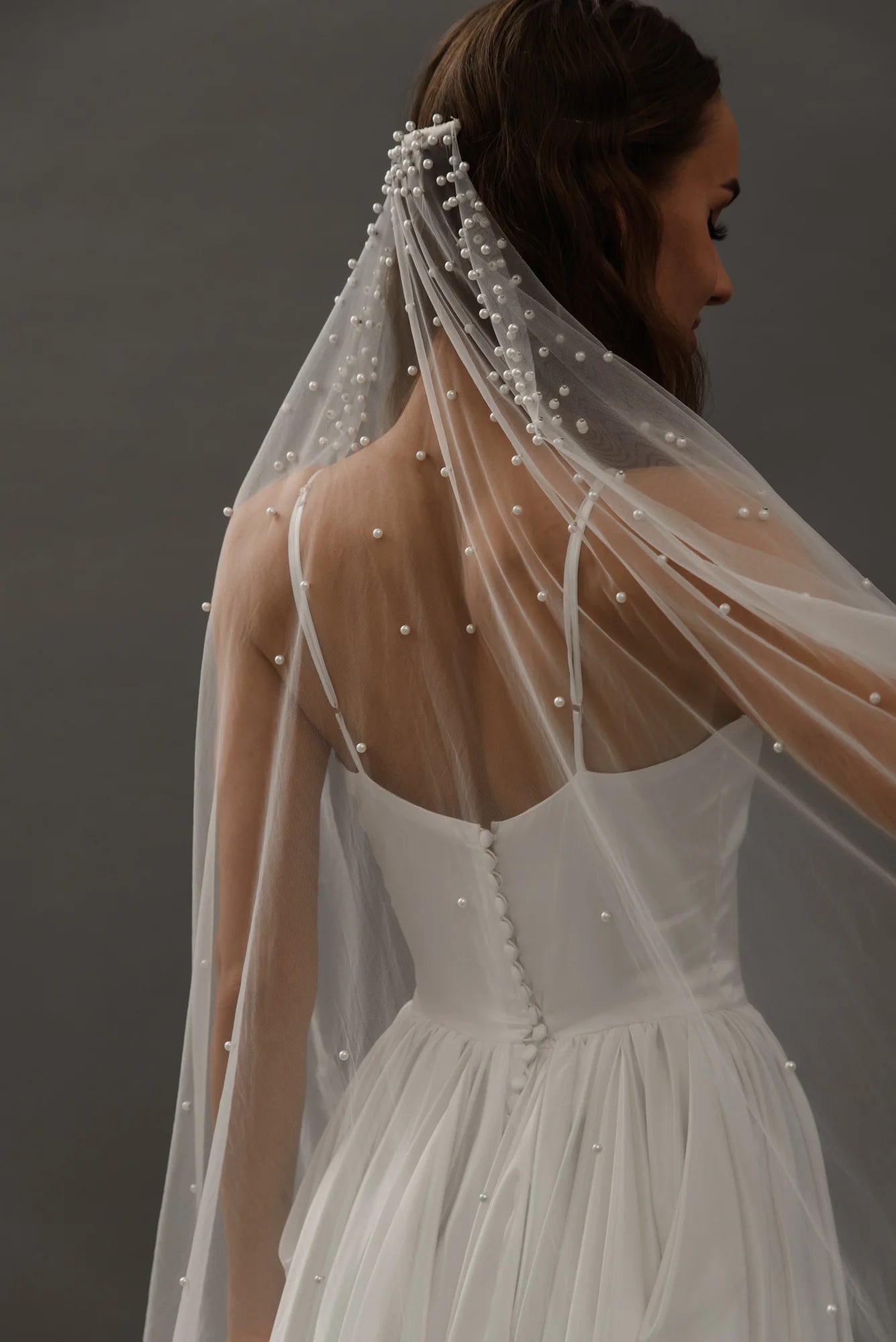 V015 Heirloom Veil