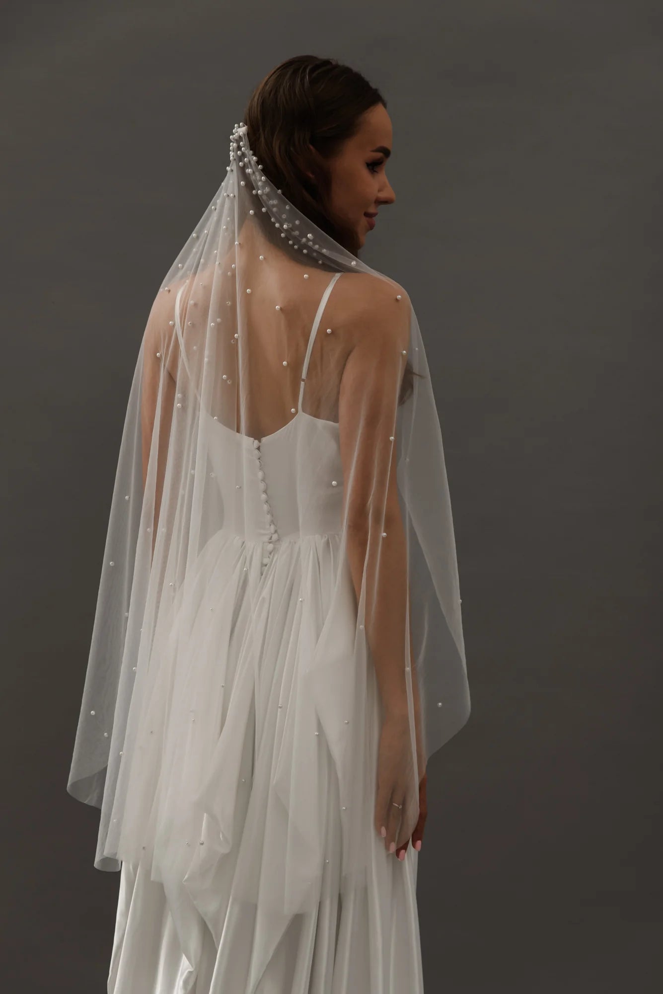 V015 Heirloom Veil