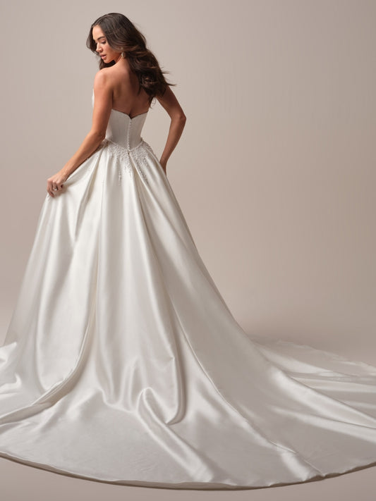 Melissa Detachable Train by Maggie Sottero