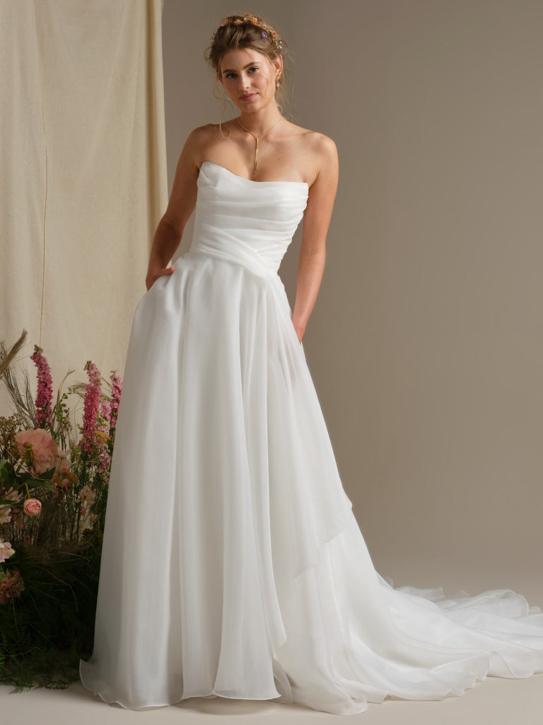 Dezi by Rebecca Ingram