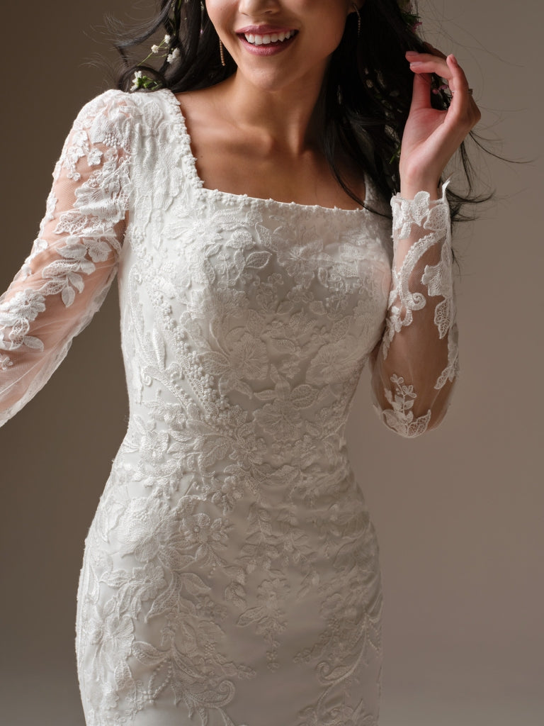 Larissa Leigh by Rebecca Ingram – Bridal Closet