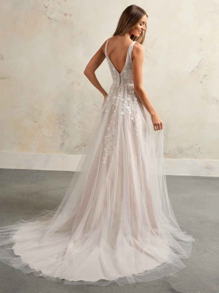zinnia lace wedding dress Buy wedding dress Zinnia from the producer