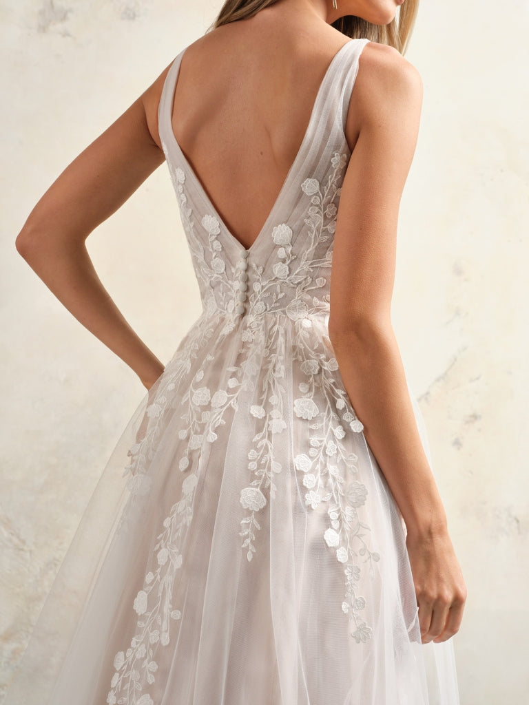 zinnia lace wedding dress Zinnia 54729 | Willowby Brides