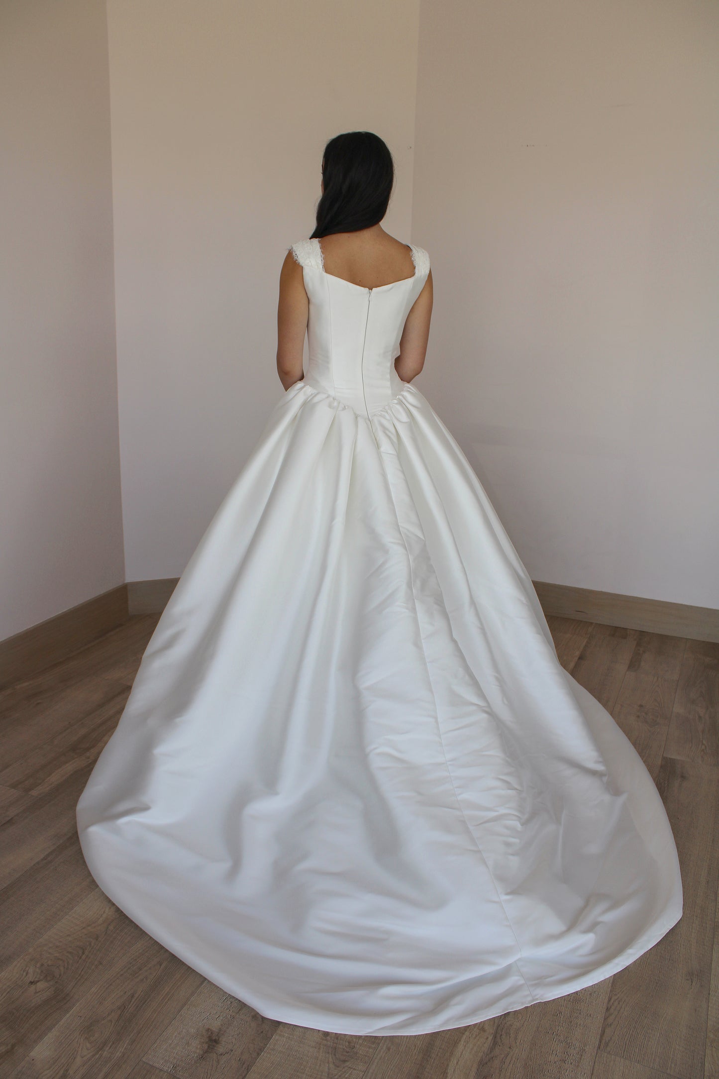 Rhode An by Bridal Closet