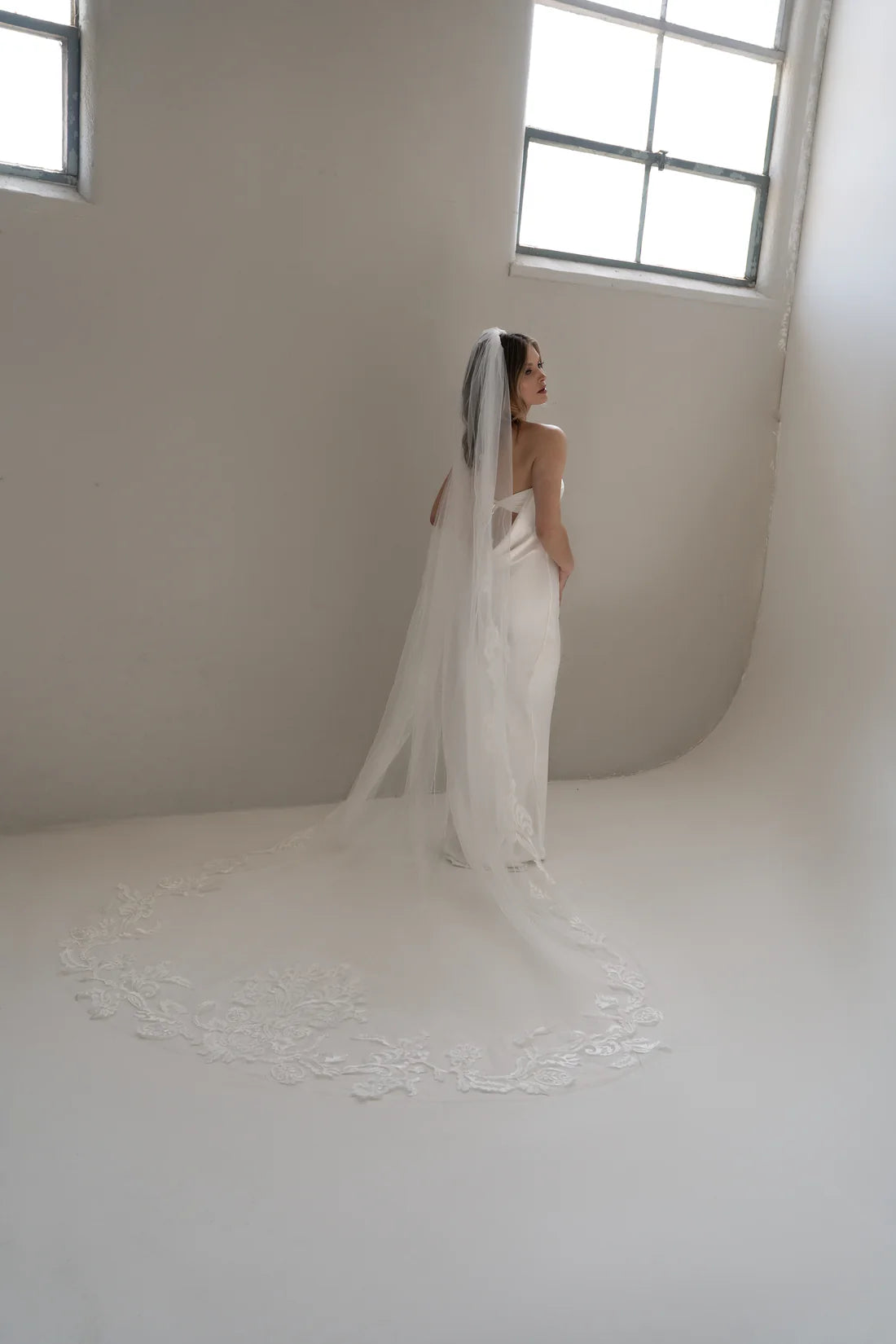 Evelina Veil by Heirloom