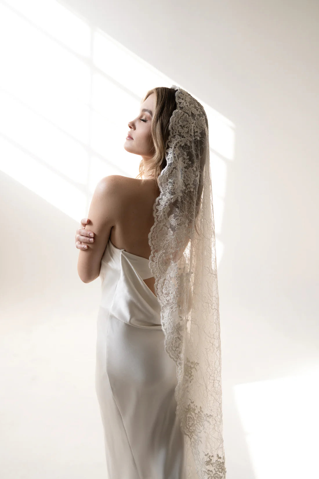 Luciana Veil by Heirloom