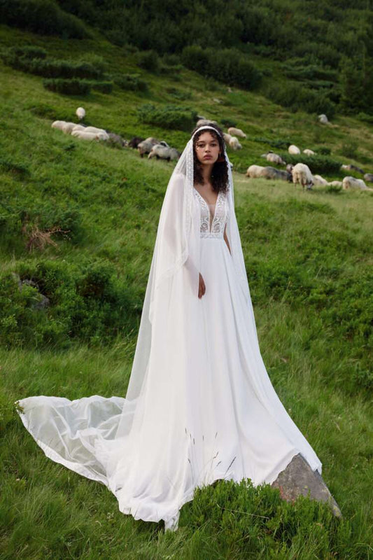 Allesia by Ariamo Boho