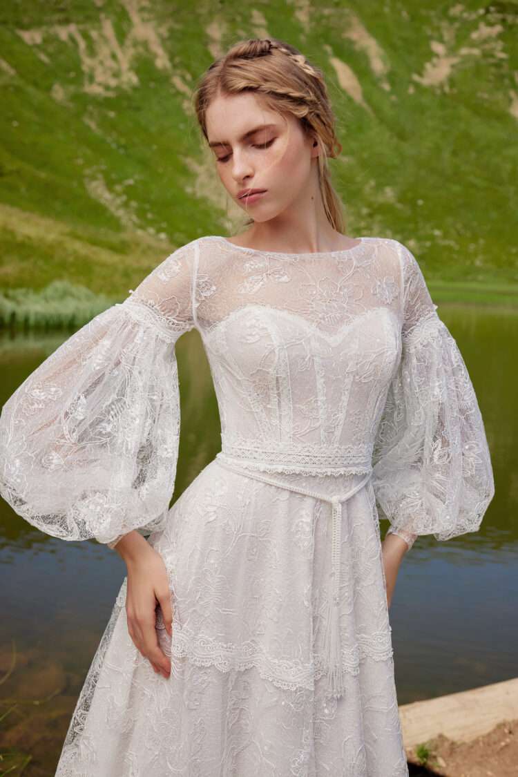 Alma by Ariamo Boho