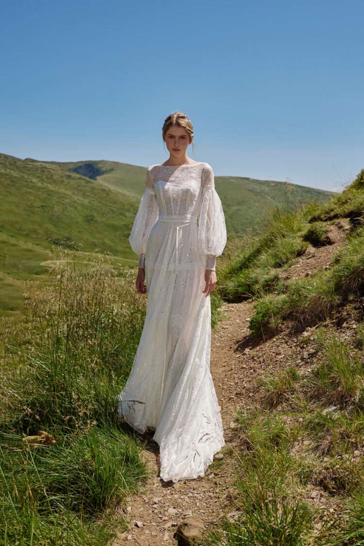 Alma by Ariamo Boho