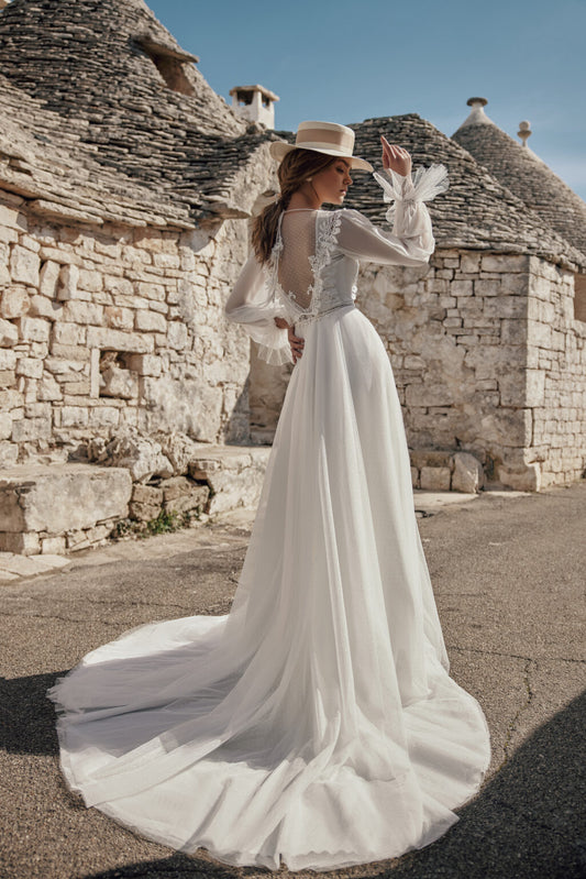 Cadence by Ariamo Boho