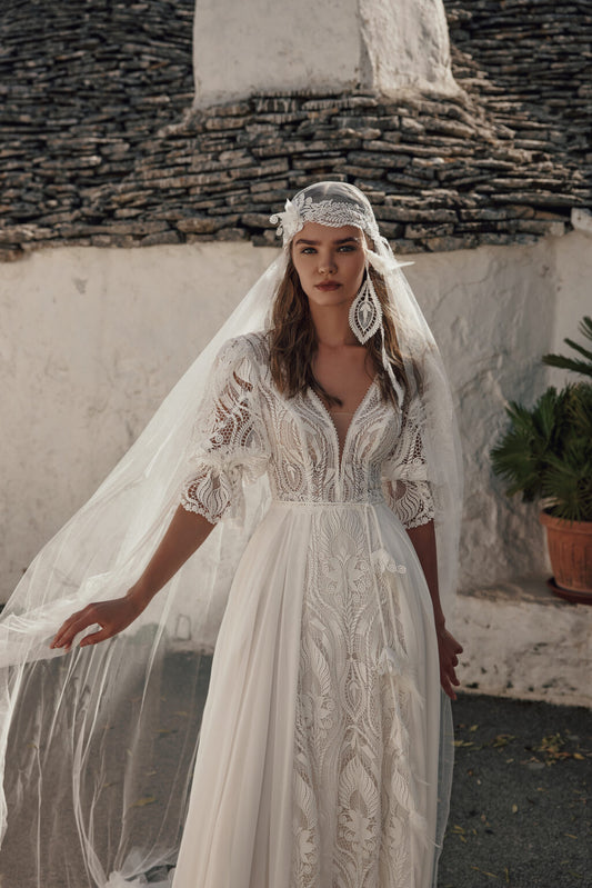 Fiona by Ariamo Boho