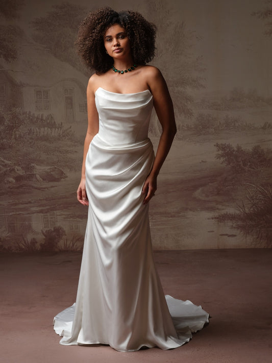 Elegant Fit-and-Flare Wedding Dresses from Bridal Closet Elegant Fit-and-Flare Wedding Dresses from Bridal Closet