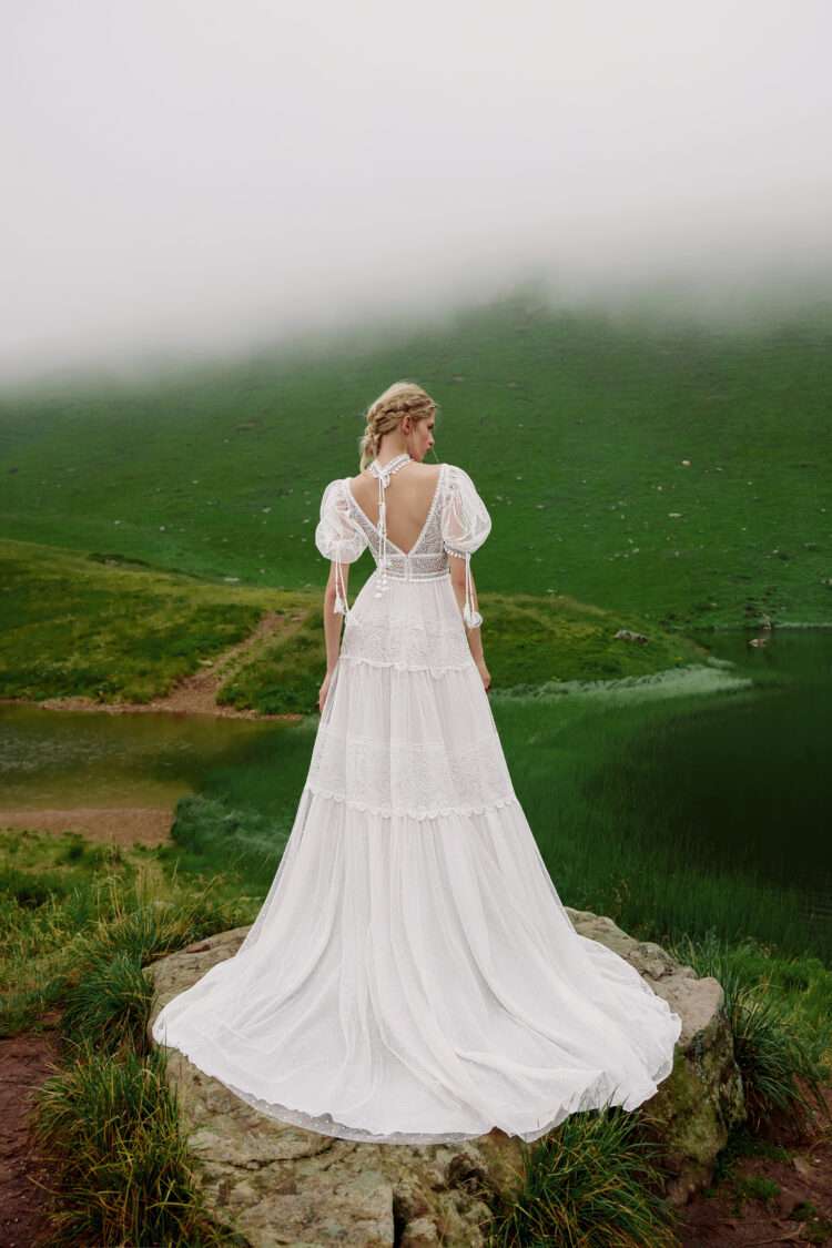 Galileo by Ariamo Boho