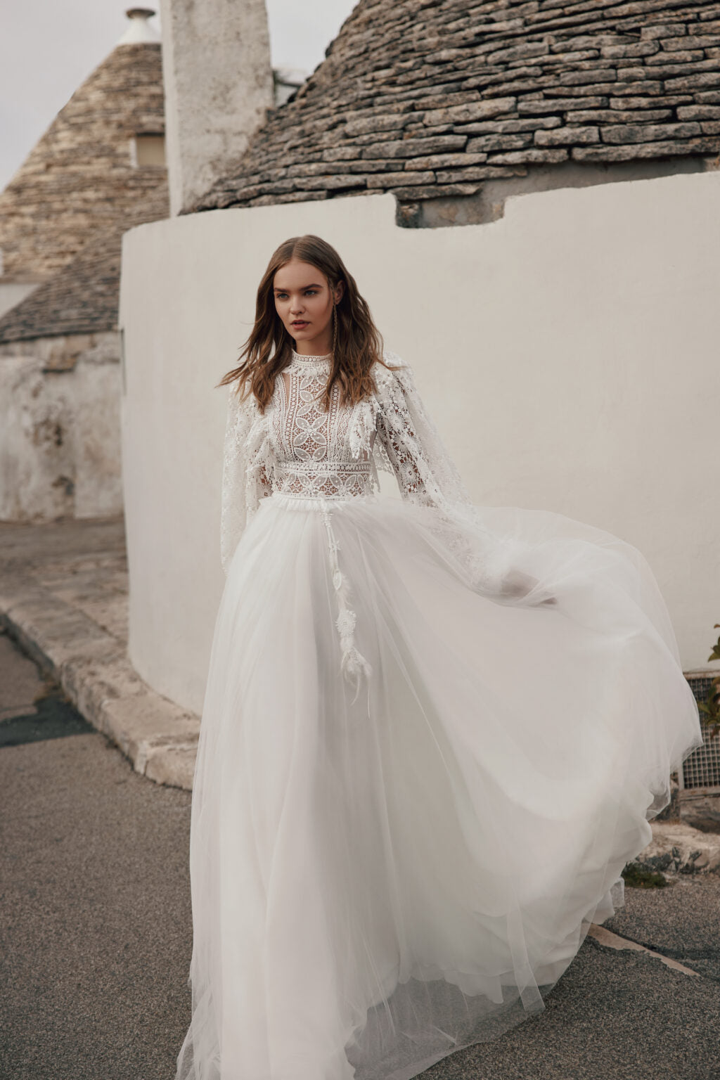 It's a Love by Ariamo Boho
