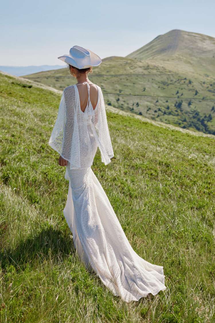 Josephine by Ariamo Boho