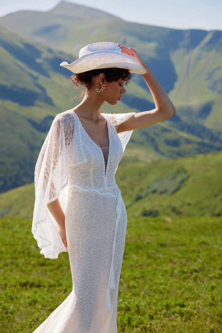 Josephine by Ariamo Boho