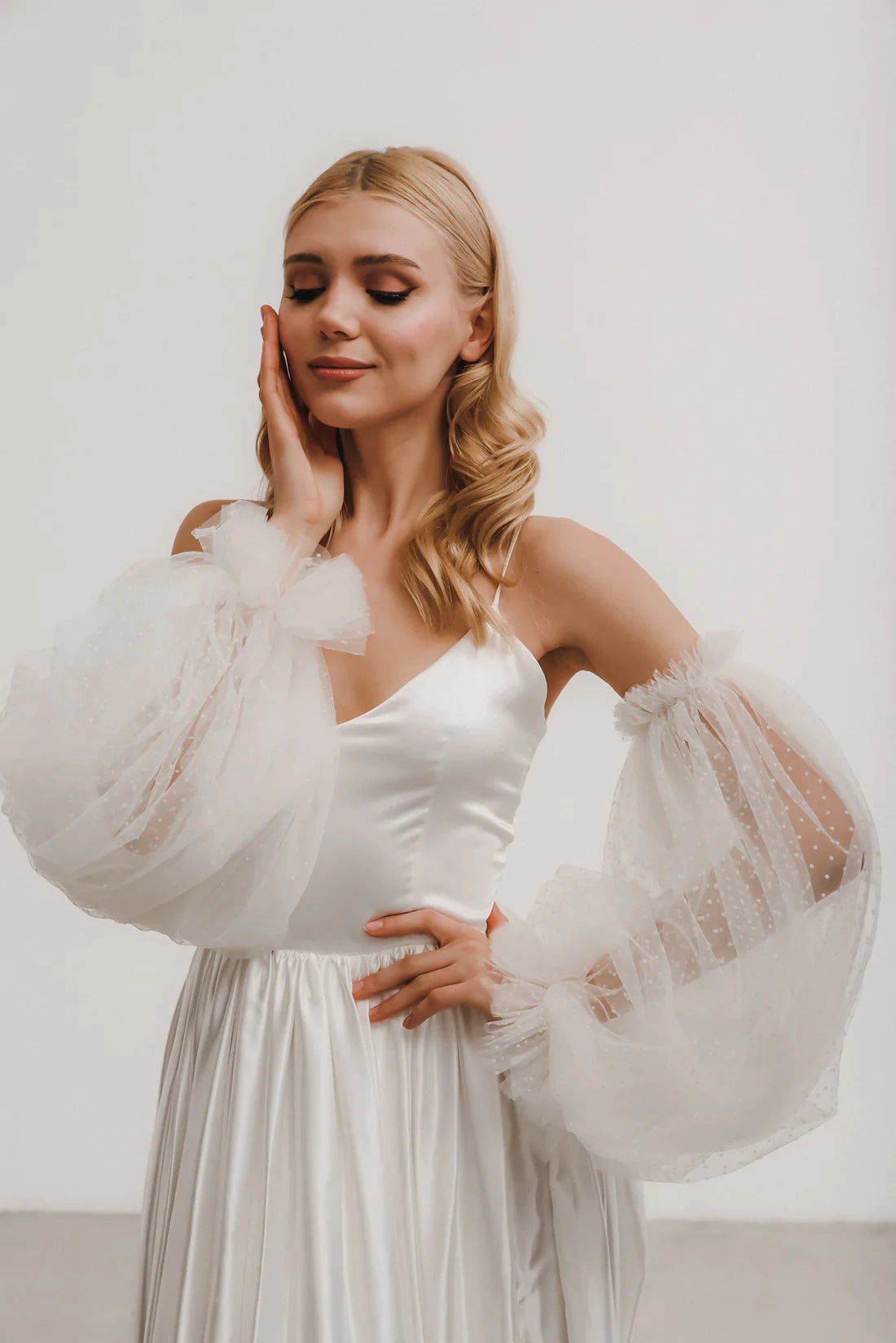 Lucia Sleeves - Accessories