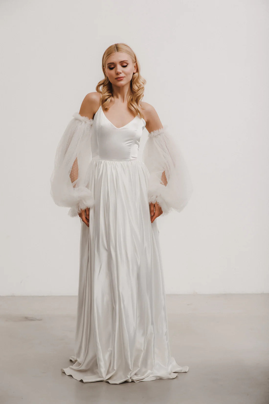 Lucia Sleeves - Accessories