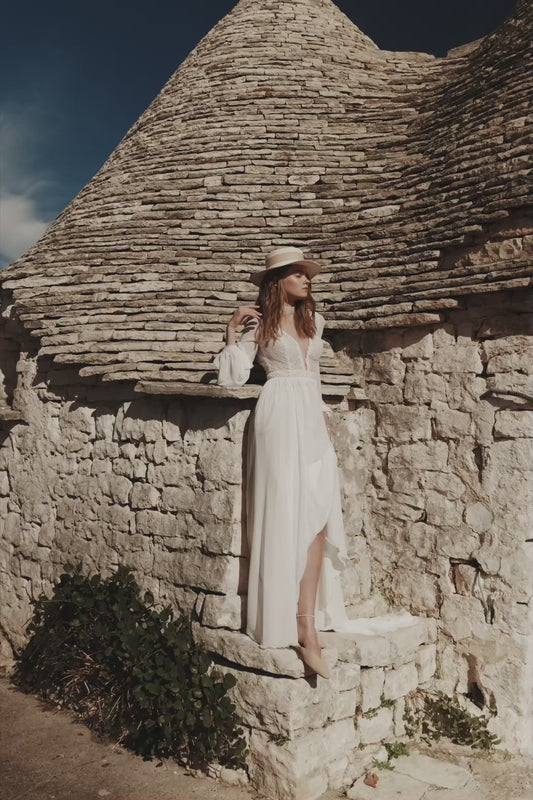 Bella by Ariamo Boho