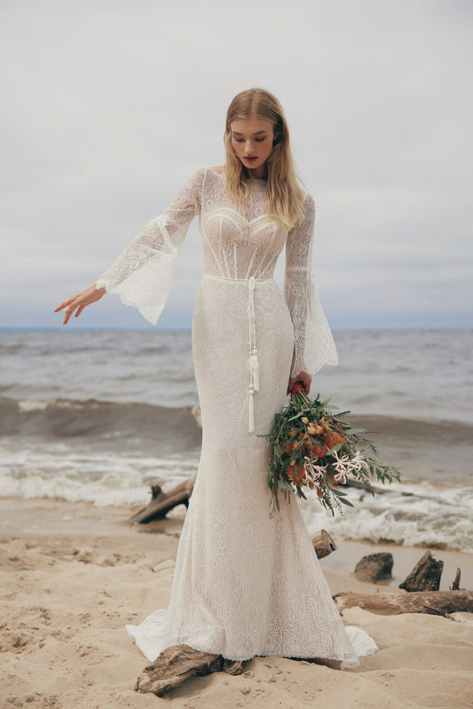Sway by Ariamo Boho
