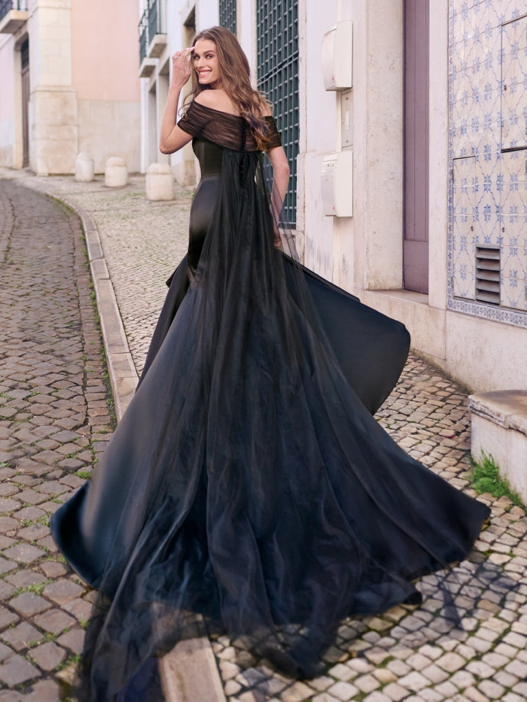 maggie sottero black wedding dress | Bliss Bridal & Tie - Vivica For best results Maggie Sottero, Fortune Sample Wedding