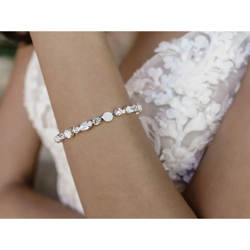 BL2073 Bracelet - Silver/Clear/White Opal - Accessories